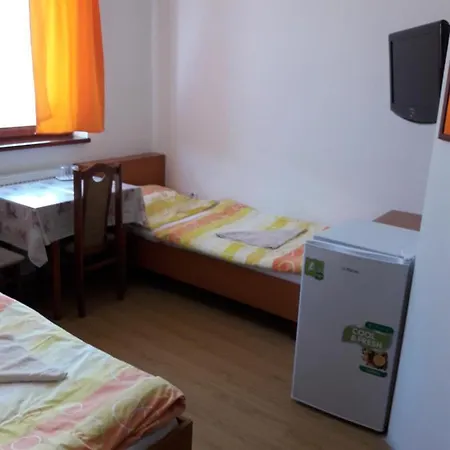 Albergue Ubytovňa A Tavros *