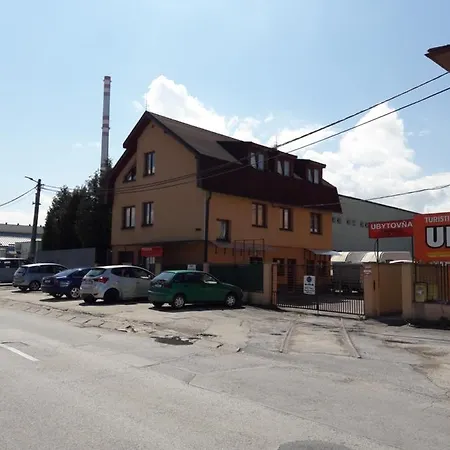 A Tavros Hostel *