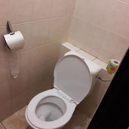 Ubytovňa A Tavros Albergue