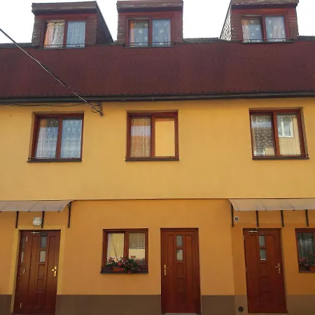 Ubytovňa A Tavros * Žilina