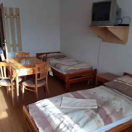 Ubytovňa A Tavros Žilina